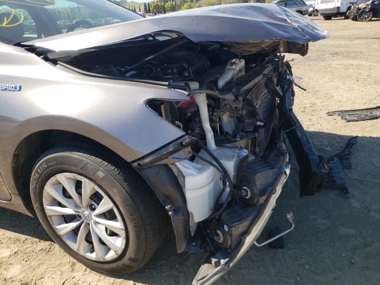 Photo 9 from auction – 2016 TOYOTA CAMRY HYBR with VIN 4T1BD1FK3GU180570