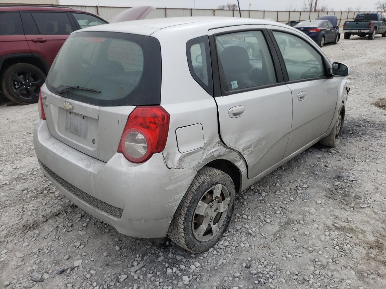 Photo 4 from auction – 2011 CHEVROLET AVEO LS with VIN KL1TD6DE9BB137513