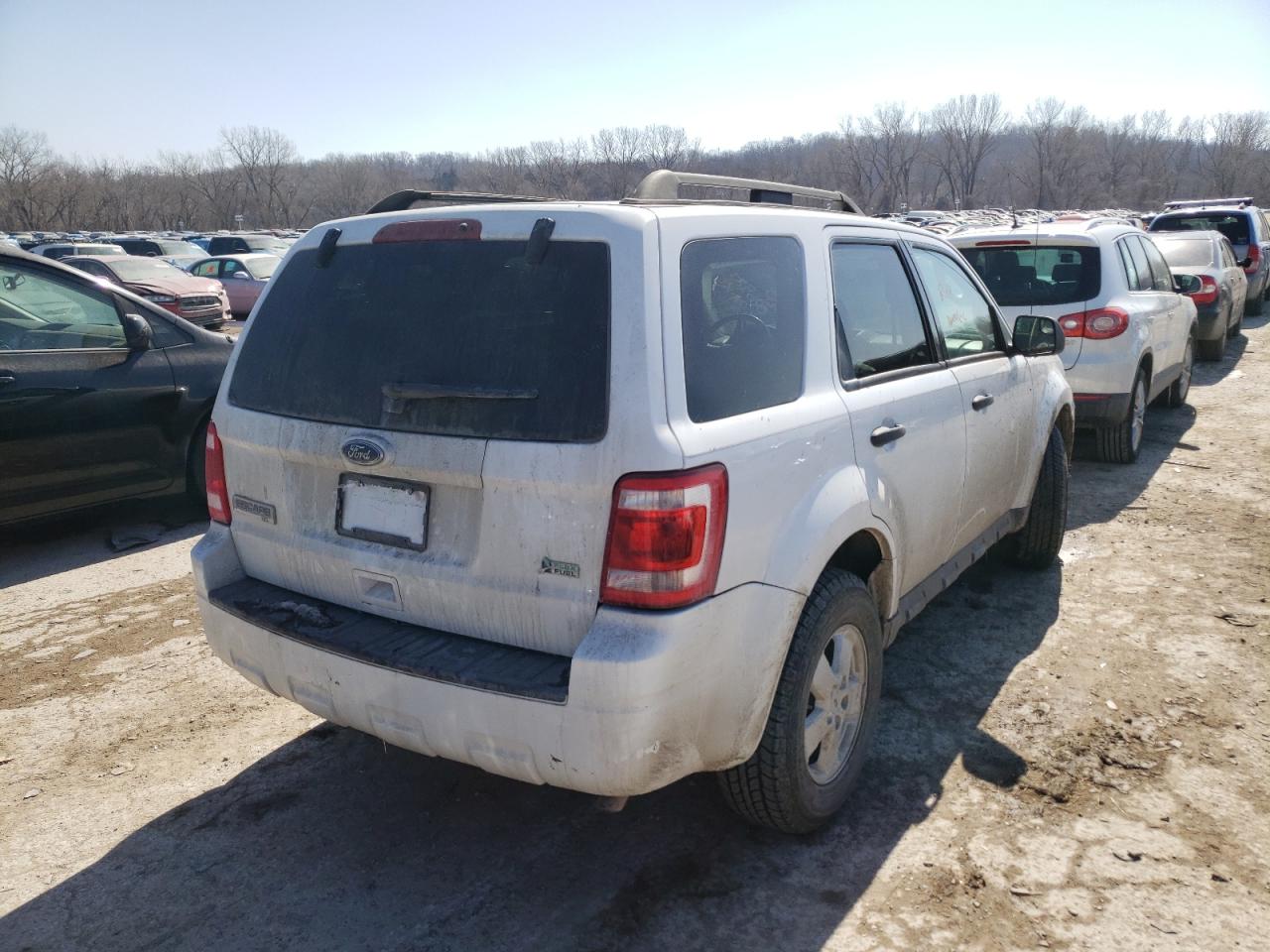 Photo 4 from auction – 2010 FORD ESCAPE XLT with VIN 1FMCU0DGXAKC44118