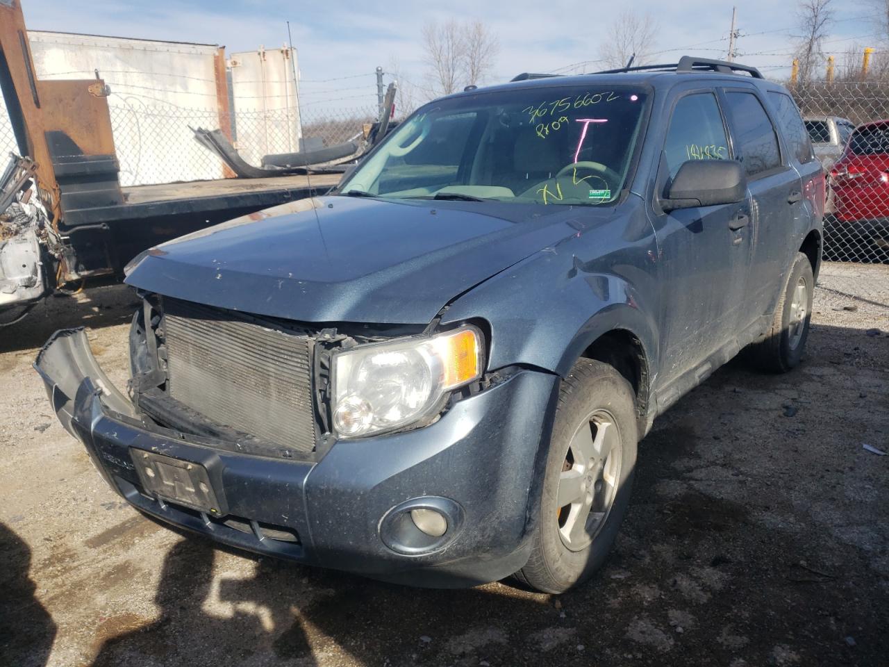 Photo 2 from auction – 2011 FORD ESCAPE XLT with VIN 1FMCU9D7XBKC54945