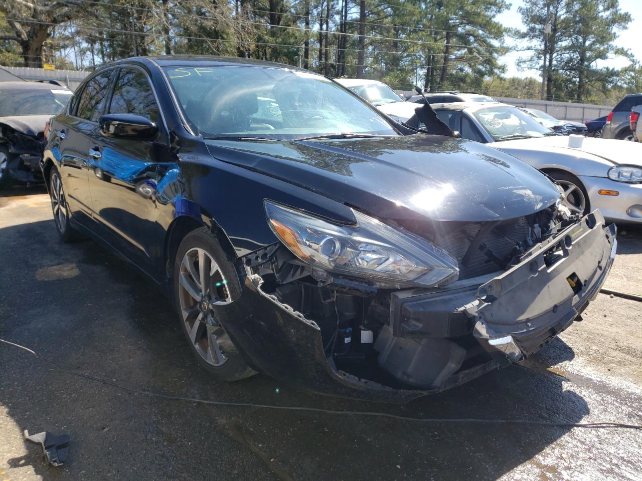 NISSAN ALTIMA 2.5 2017 with VIN 1N4AL3AP3HC121842 - Photo from auction