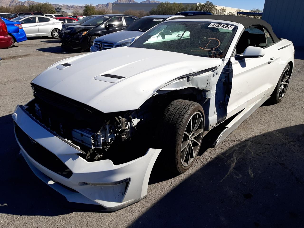 Photo 2 from auction – 2018 FORD MUSTANG with VIN 1FATP8UH8J5107900