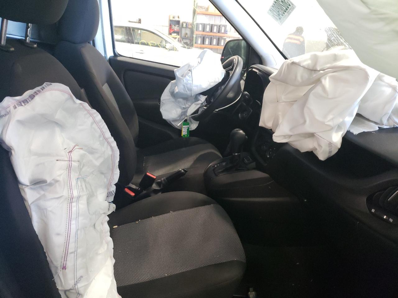 Photo 5 from auction – 2019 RAM PROMASTER with VIN ZFBHRFABXK6L98736