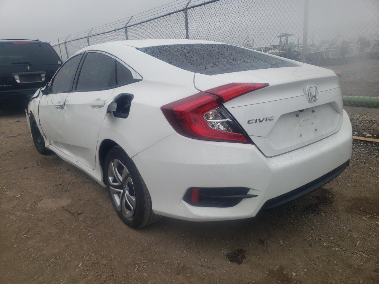 Photo 3 from auction – 2016 HONDA CIVIC LX with VIN 19XFC2F55GE025915