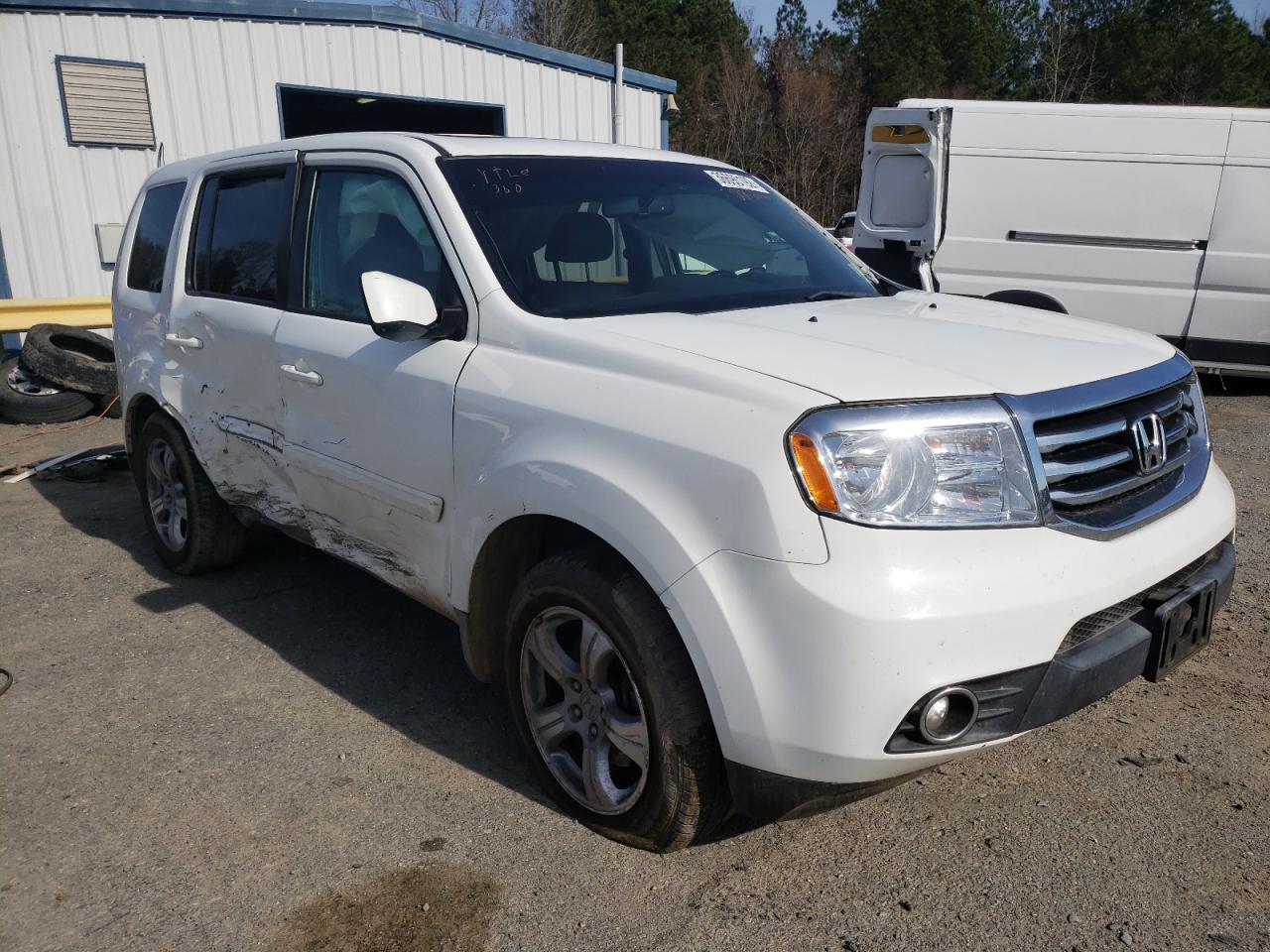 HONDA PILOT EXL 2012 with VIN 5FNYF3H68CB006226 - Photo from auction