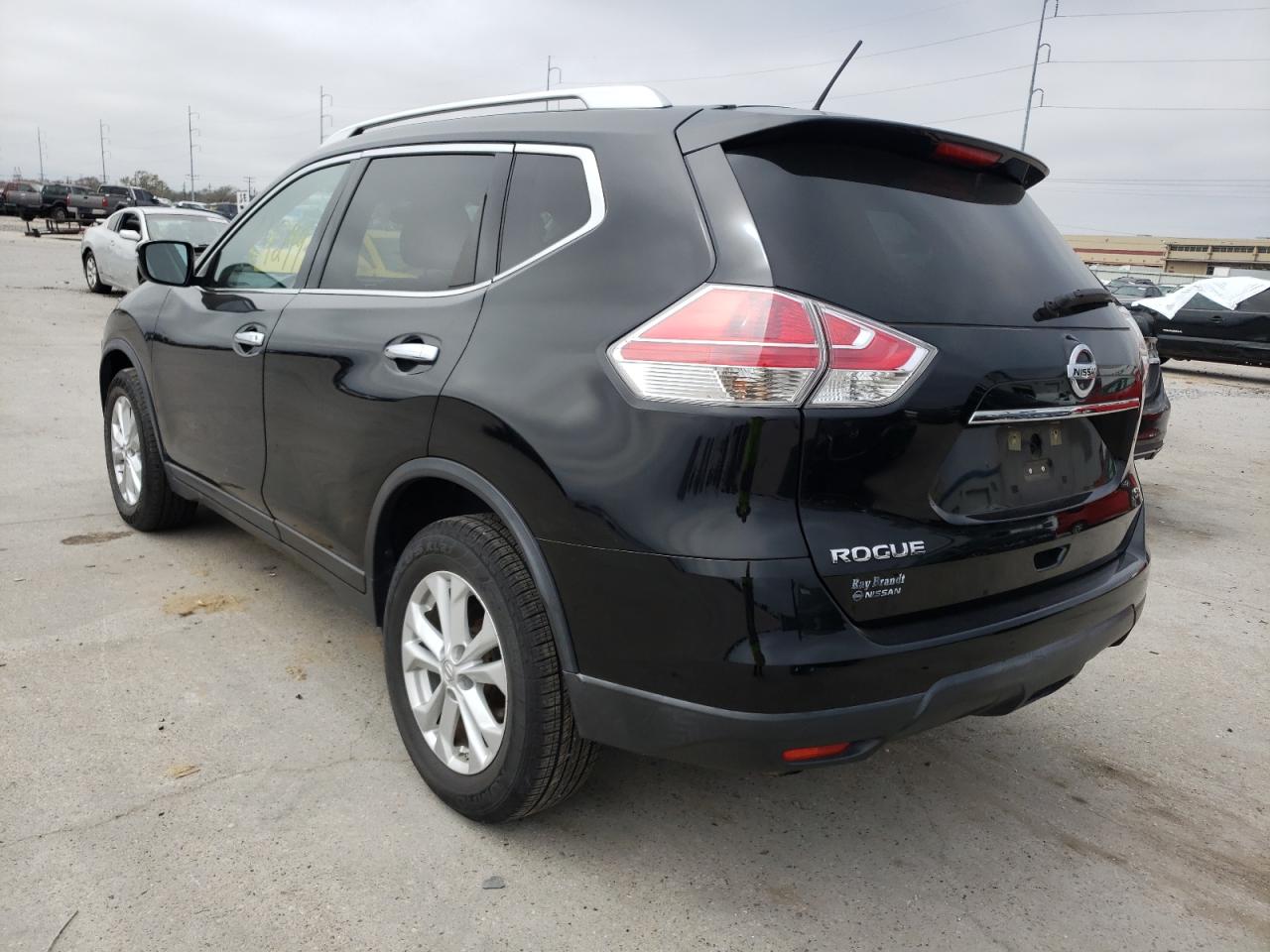 Photo 3 from auction – 2015 NISSAN ROGUE S with VIN KNMAT2MT1FP501006