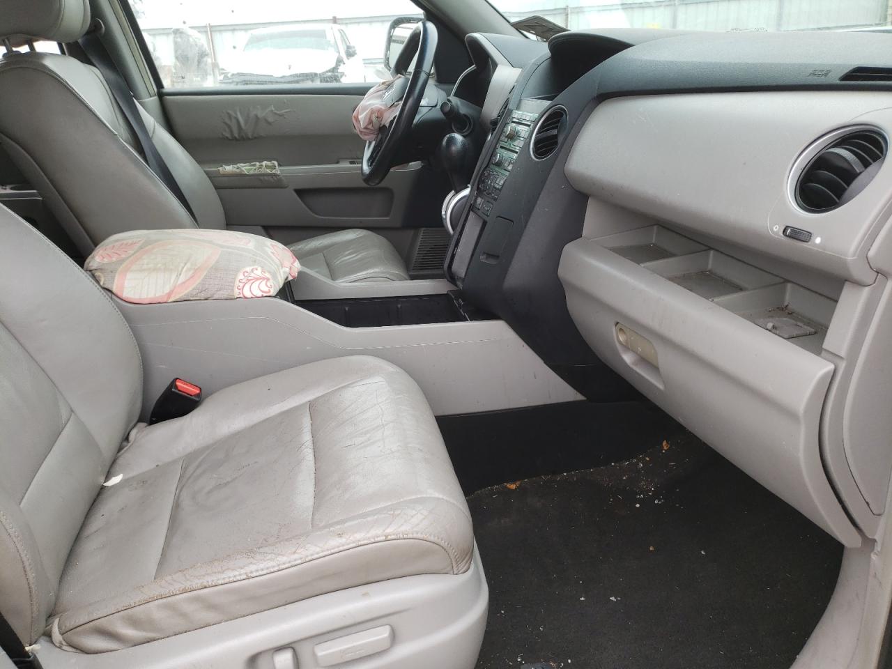 Photo 5 from auction – 2009 HONDA PILOT EXL with VIN 5FNYF38629B022589