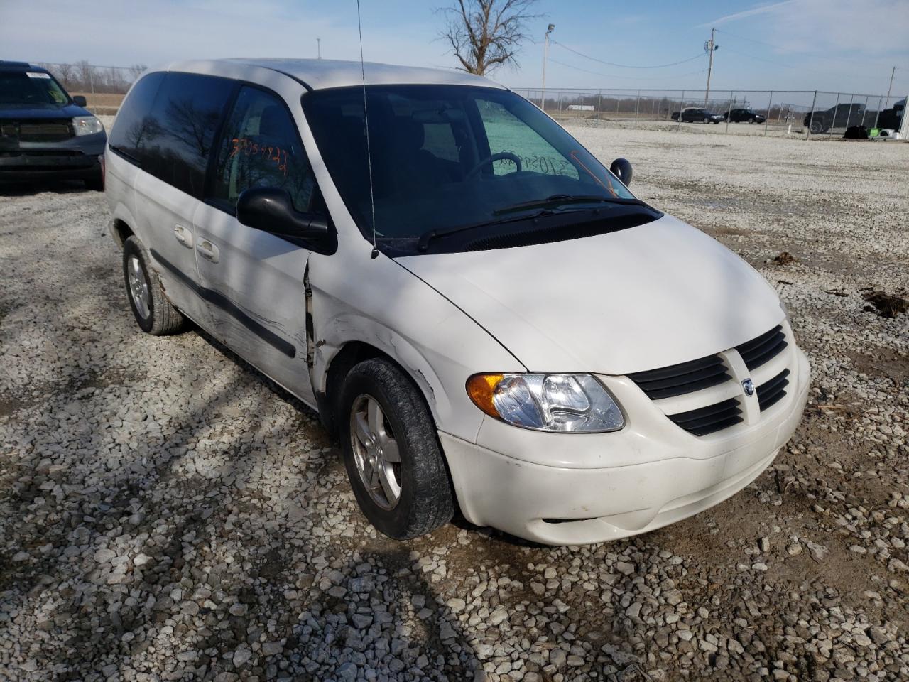 DODGE CARAVAN SX 2007 with VIN 1D4GP45R77B157521 - Photo from auction