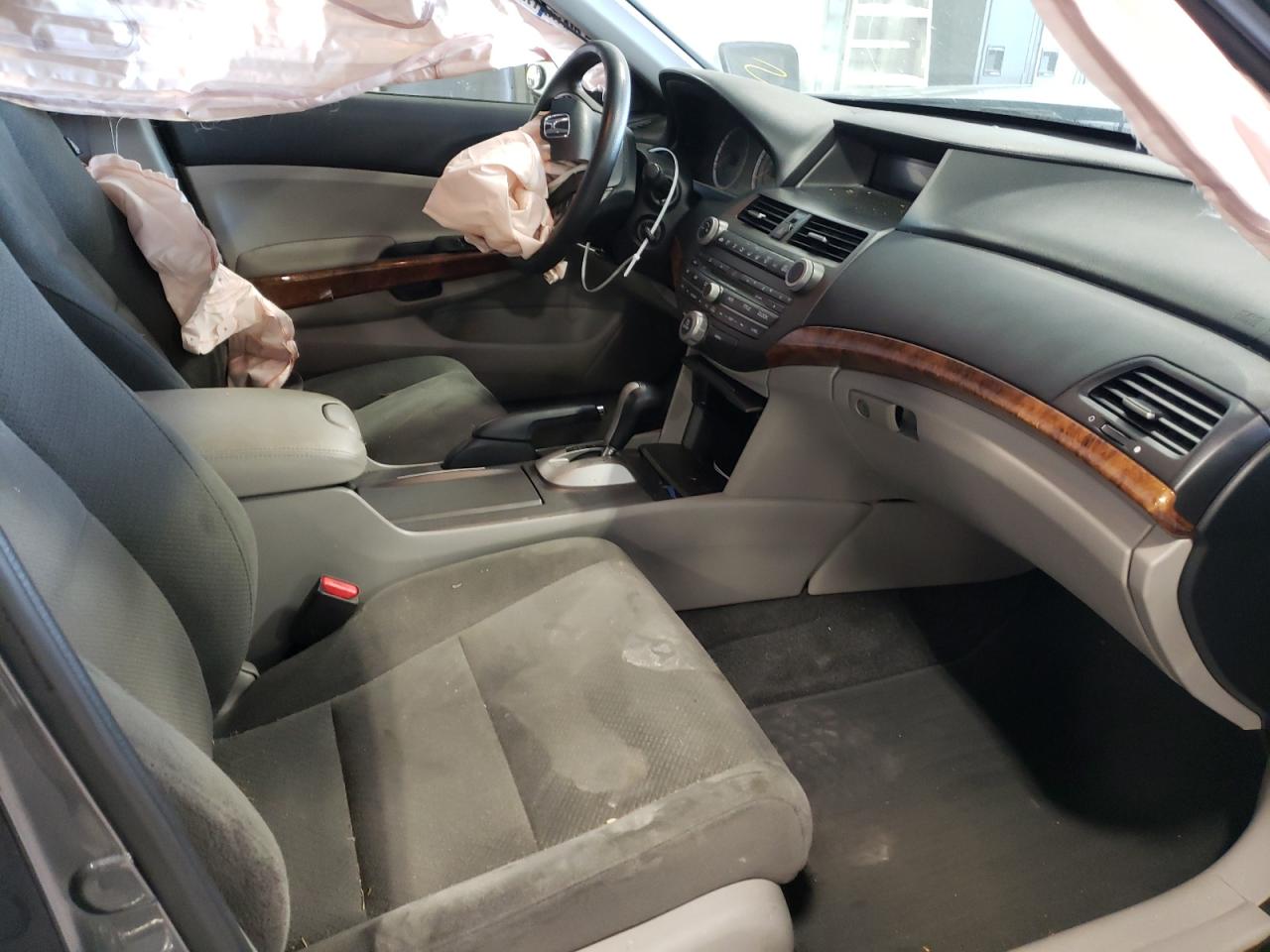 Photo 5 from auction – 2012 HONDA ACCORD EX with VIN 1HGCP2F70BA012513