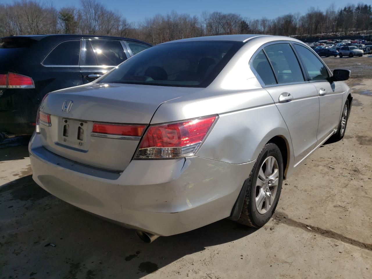 Photo 4 from auction – 2011 HONDA ACCORD LXP with VIN 1HGCP2F45BA126979