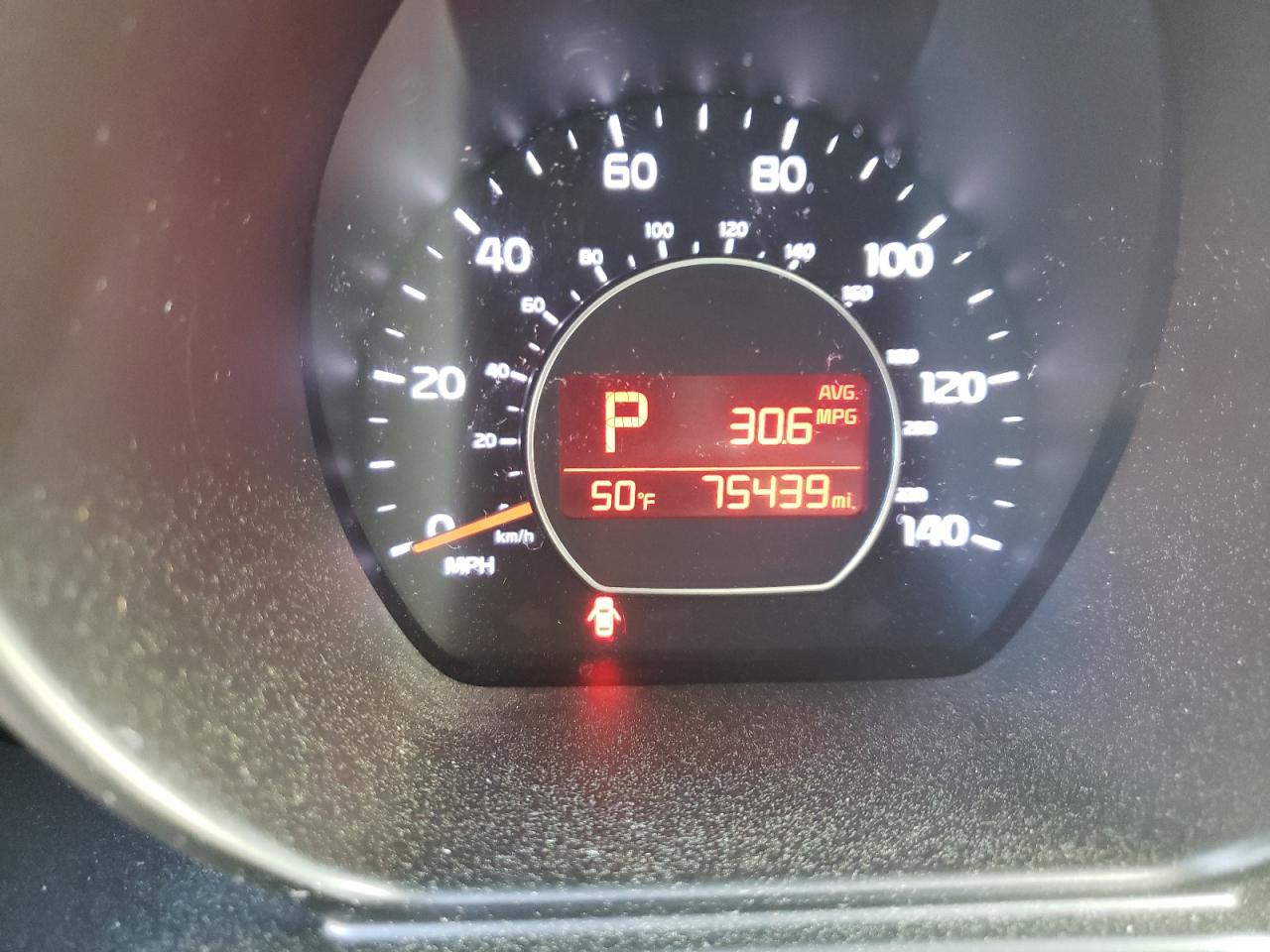 Photo 8 from auction – 2017 KIA SOUL with VIN KNDJN2A24H7455812