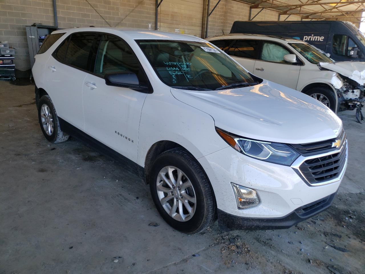 CHEVROLET EQUINOX LS 2019 with VIN 2GNAXHEV6K6135004 - Photo from auction