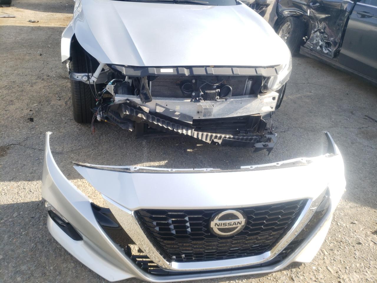 Photo 9 from auction – 2020 NISSAN ALTIMA SL with VIN 1N4BL4EW8LN311564