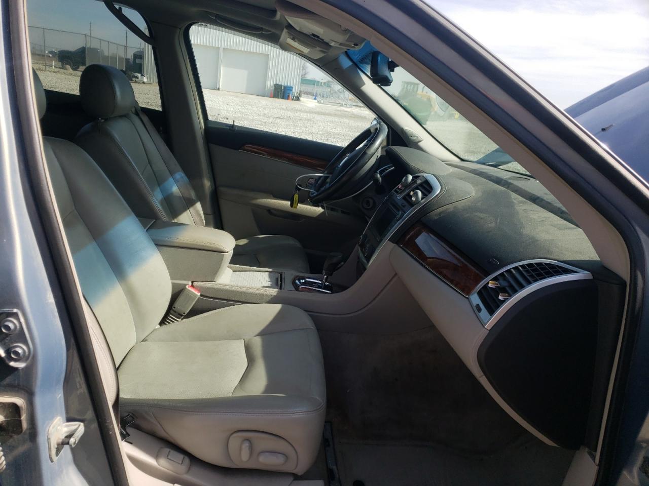 Photo 5 from auction – 2007 CADILLAC SRX with VIN 1GYEE637270145371