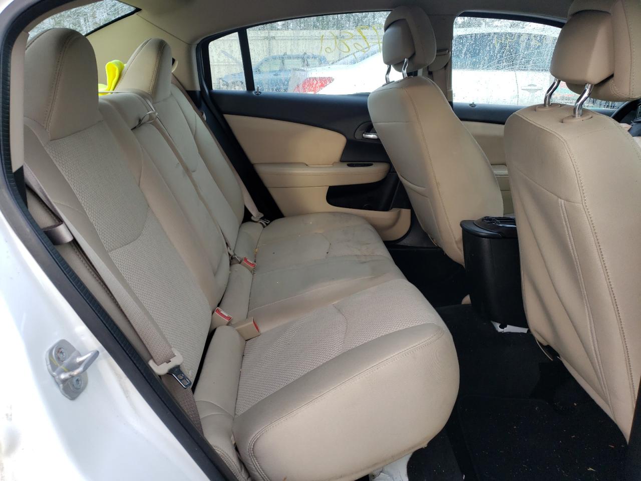 صورة رقم 6 من المزاد - 2013 CHRYSLER 200 LX مع VIN 1C3CCBAG9DN721975