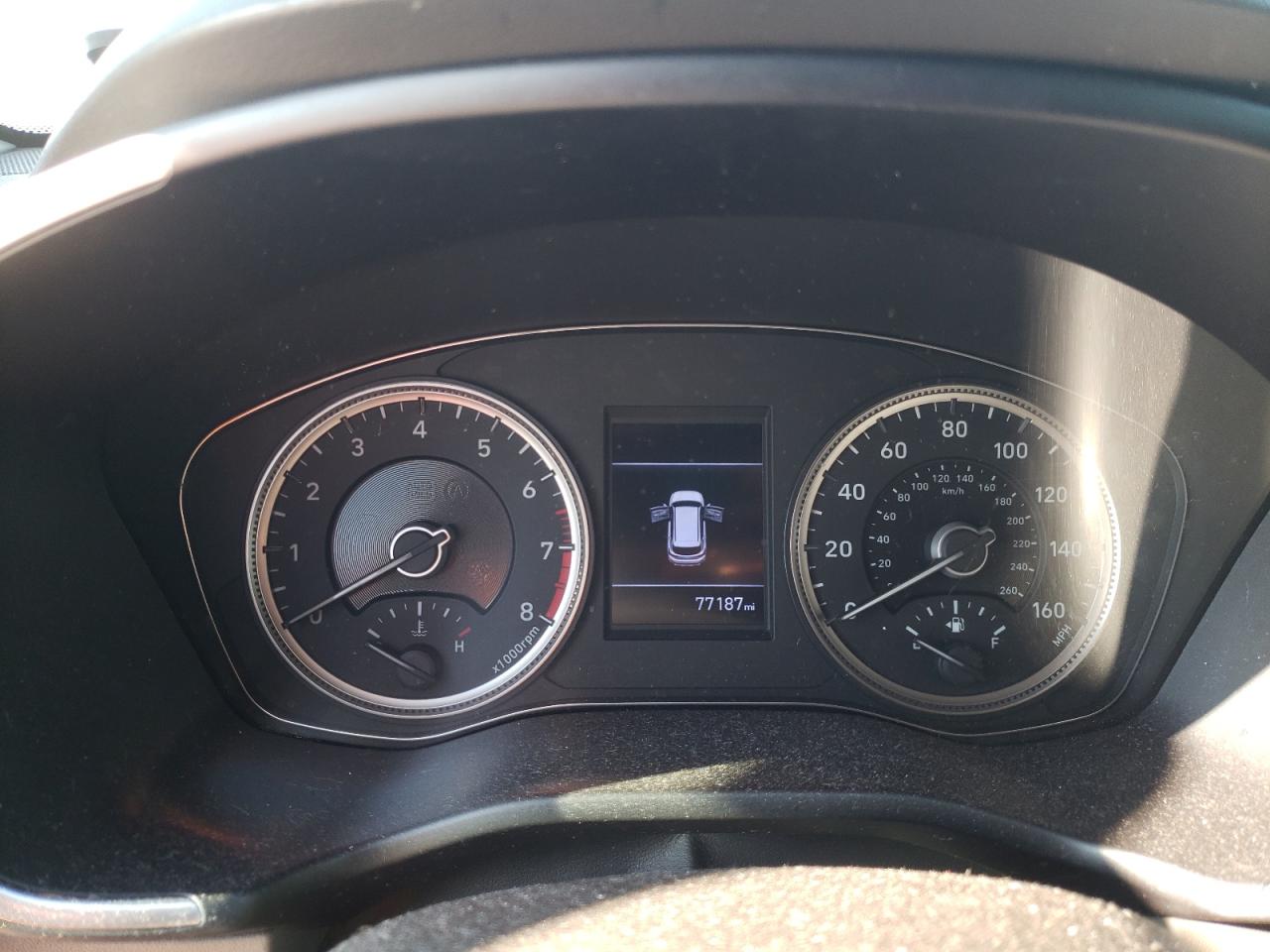 Photo 8 from auction – 2019 HYUNDAI SANTA FE S with VIN 5NMS2CAD2KH124652