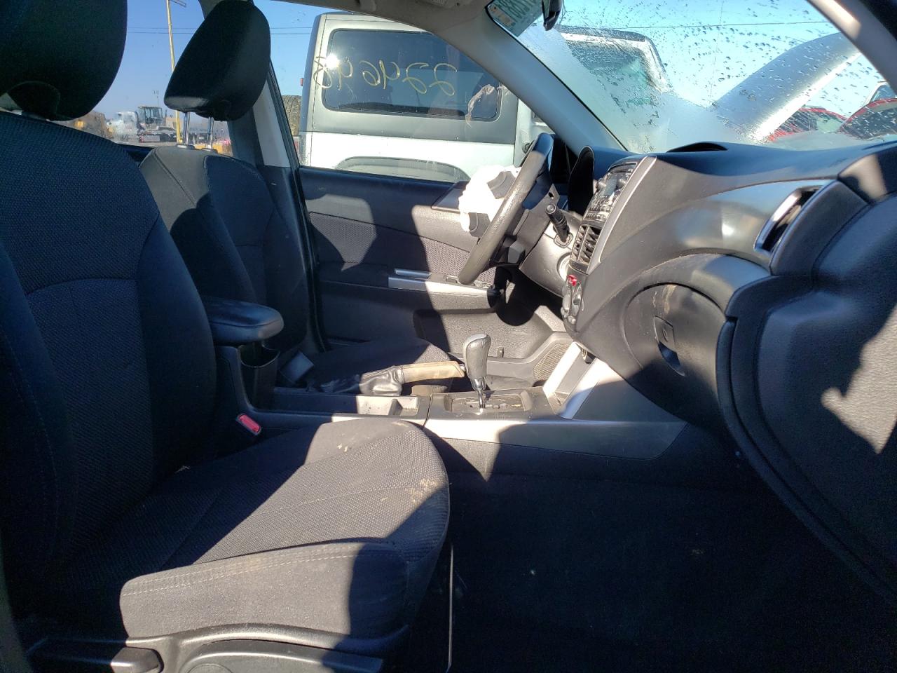 Photo 5 from auction – 2013 SUBARU FORESTER 2 with VIN JF2SHABC5DH418643