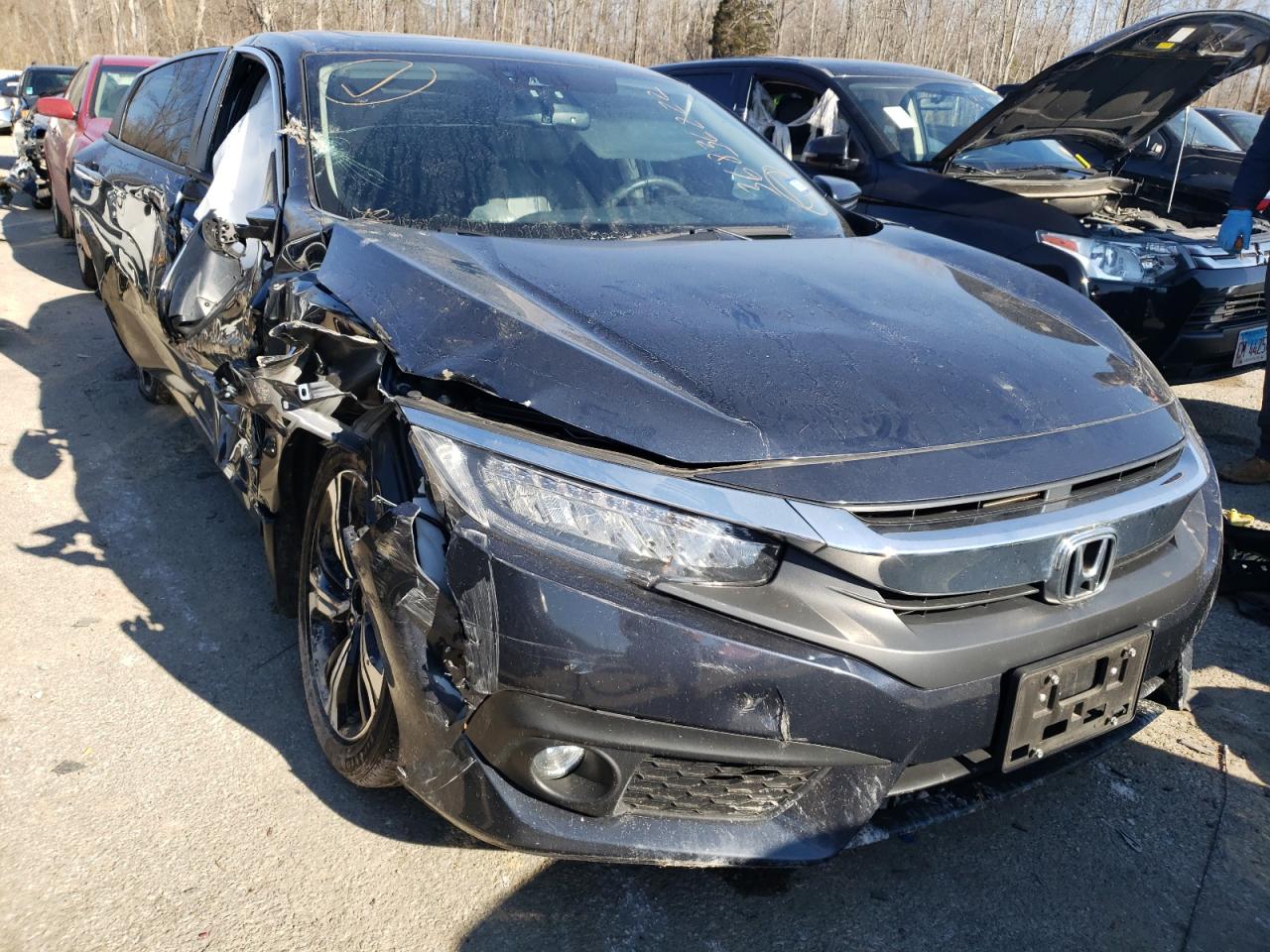 HONDA CIVIC TOUR 2018 with VIN JHMFC1F96JX044203 - Photo from auction