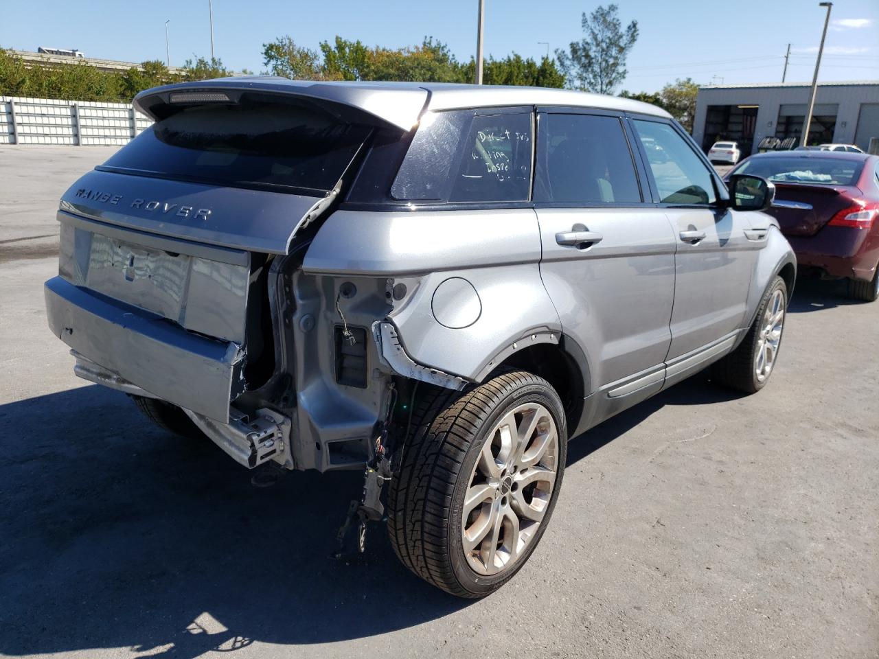 Photo 4 from auction – 2012 LAND ROVER RANGE ROVE with VIN SALVP2BG2CH674110