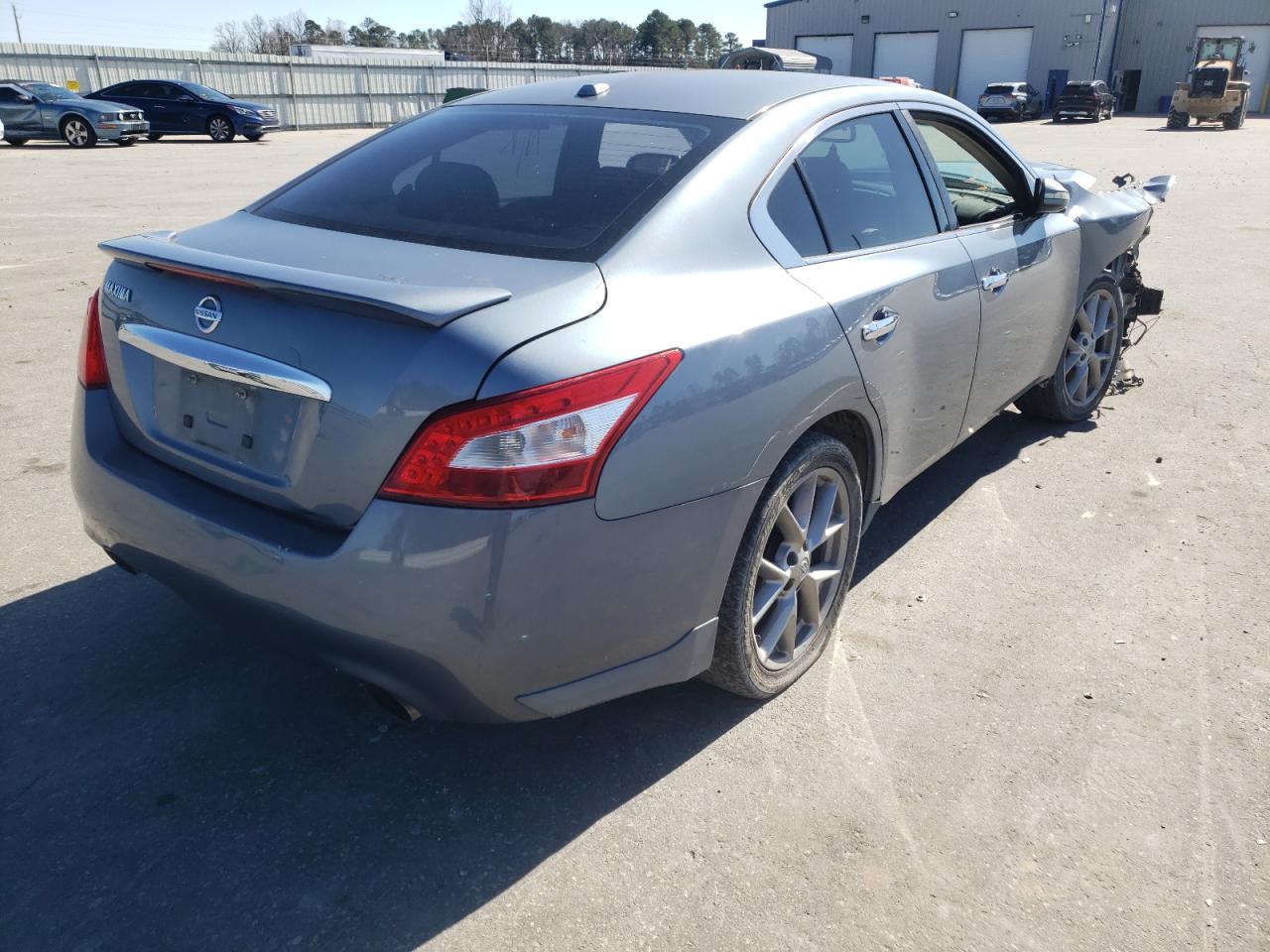 Photo 4 from auction – 2010 NISSAN MAXIMA S with VIN 1N4AA5AP2AC844606