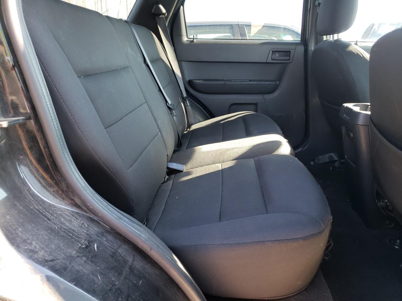 Photo 6 from auction – 2008 FORD ESCAPE XLT with VIN 1FMCU03Z98KC82386