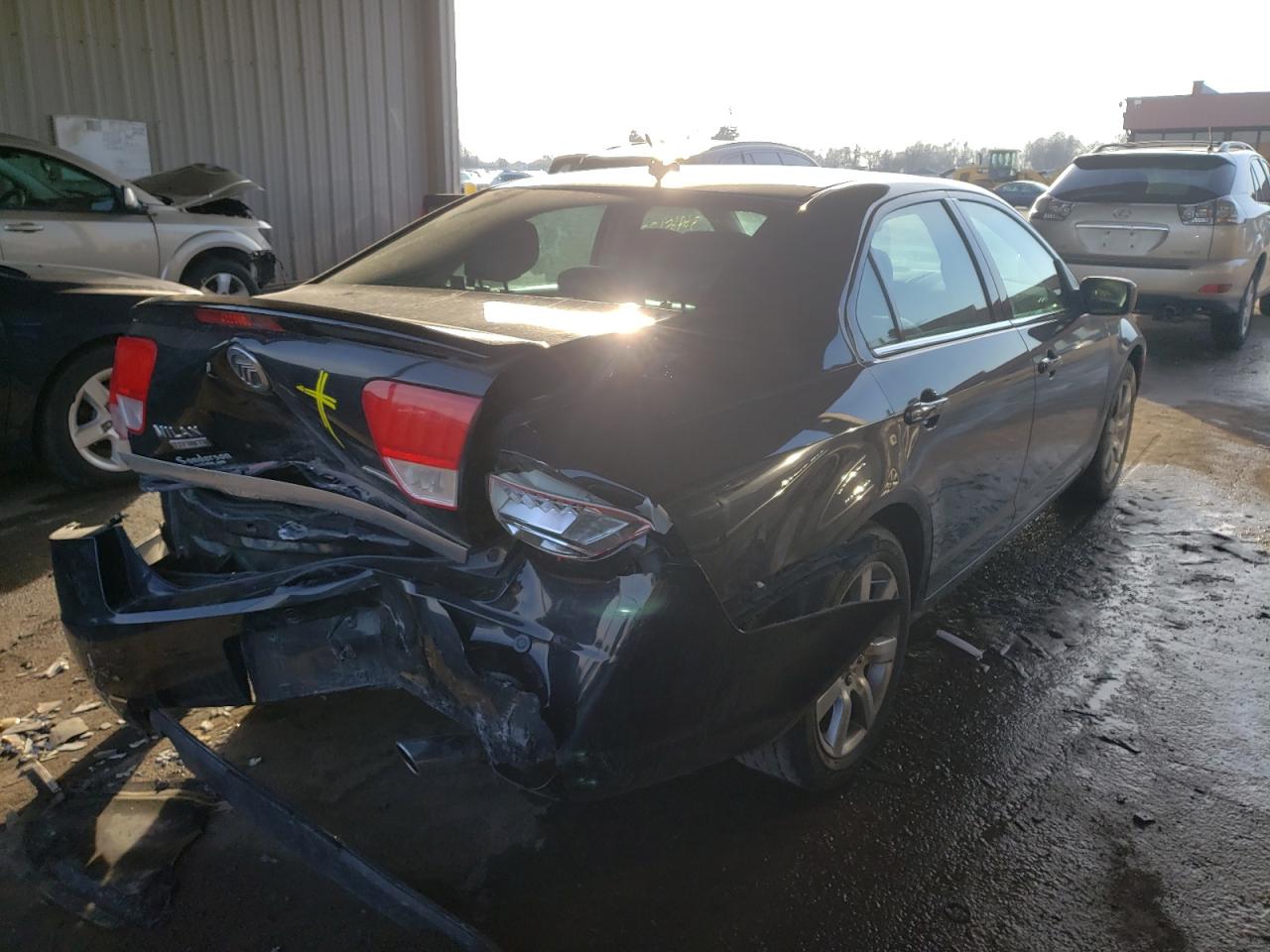 Photo 4 from auction – 2011 MERCURY MILAN PREM with VIN 3MEHM0JG1BR602121