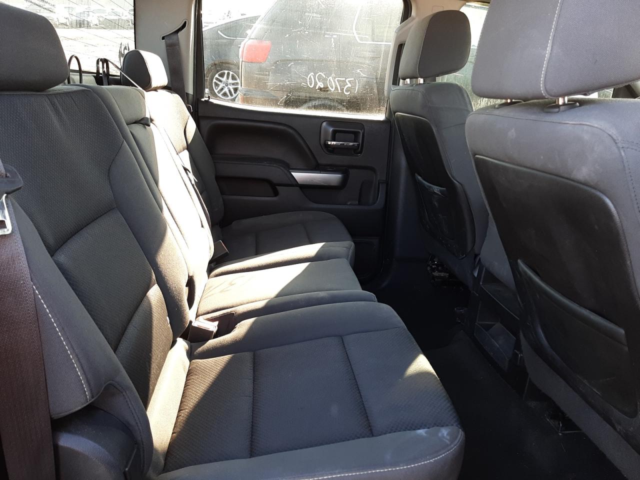 Photo 6 from auction – 2015 CHEVROLET SILVERADO with VIN 3GCUKREC6FG250527