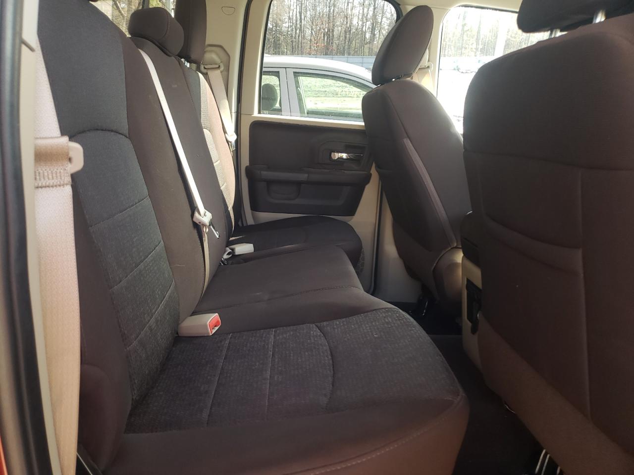 Photo 6 from auction – 2016 RAM 1500 SLT with VIN 1C6RR7GG0GS413793
