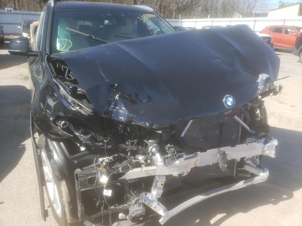 Photo 9 from auction – 2019 BMW X3 XDRIVE3 with VIN 5UXTR9C56KLE15972