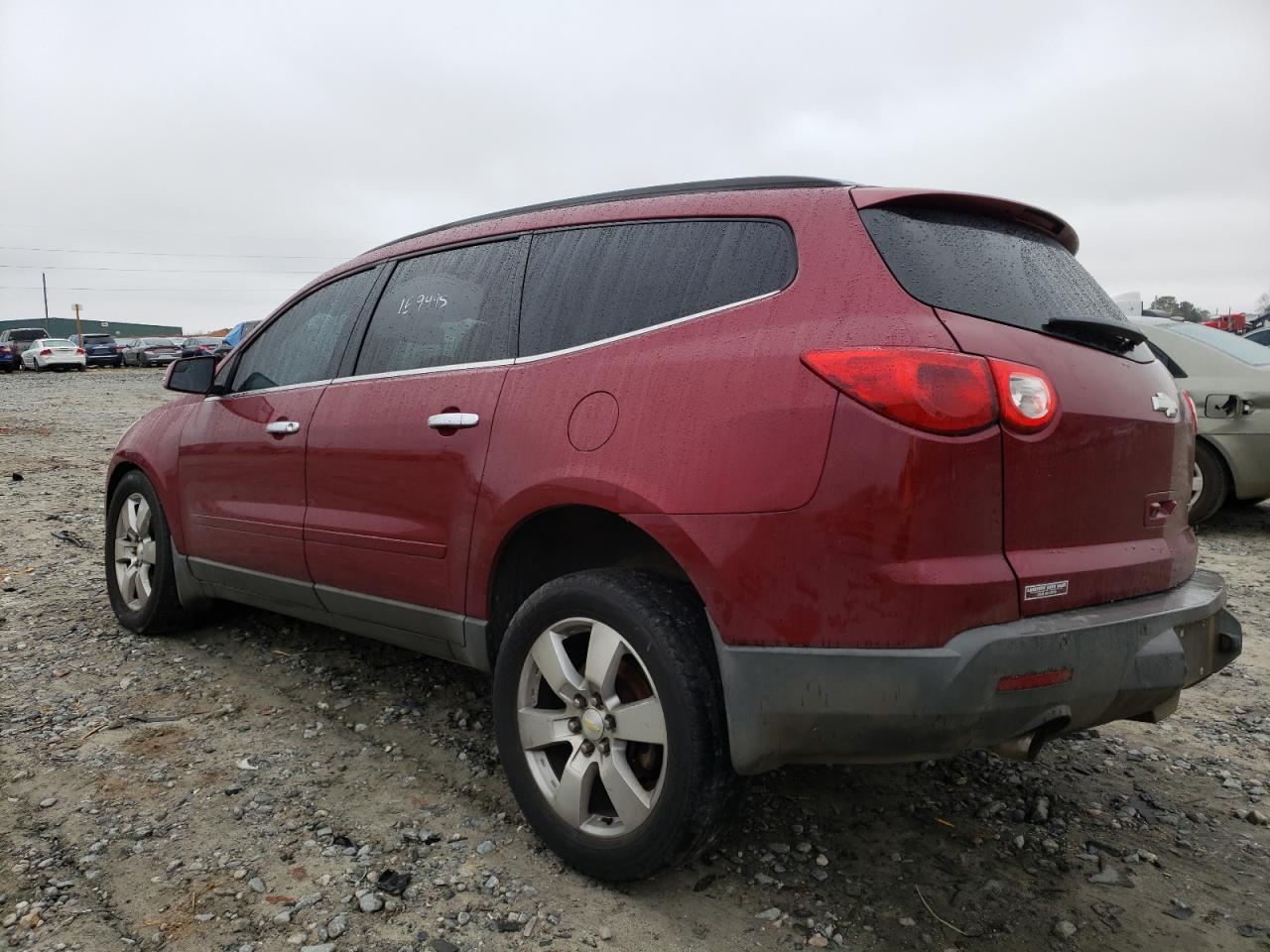 Photo 3 from auction – 2010 CHEVROLET TRAVERSE L with VIN 1GNLRGED8AJ234008