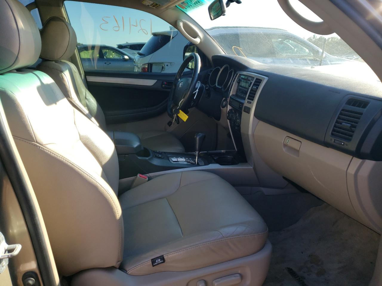 Photo 5 from auction – 2007 TOYOTA 4RUNNER SR with VIN JTEZU14R278076546