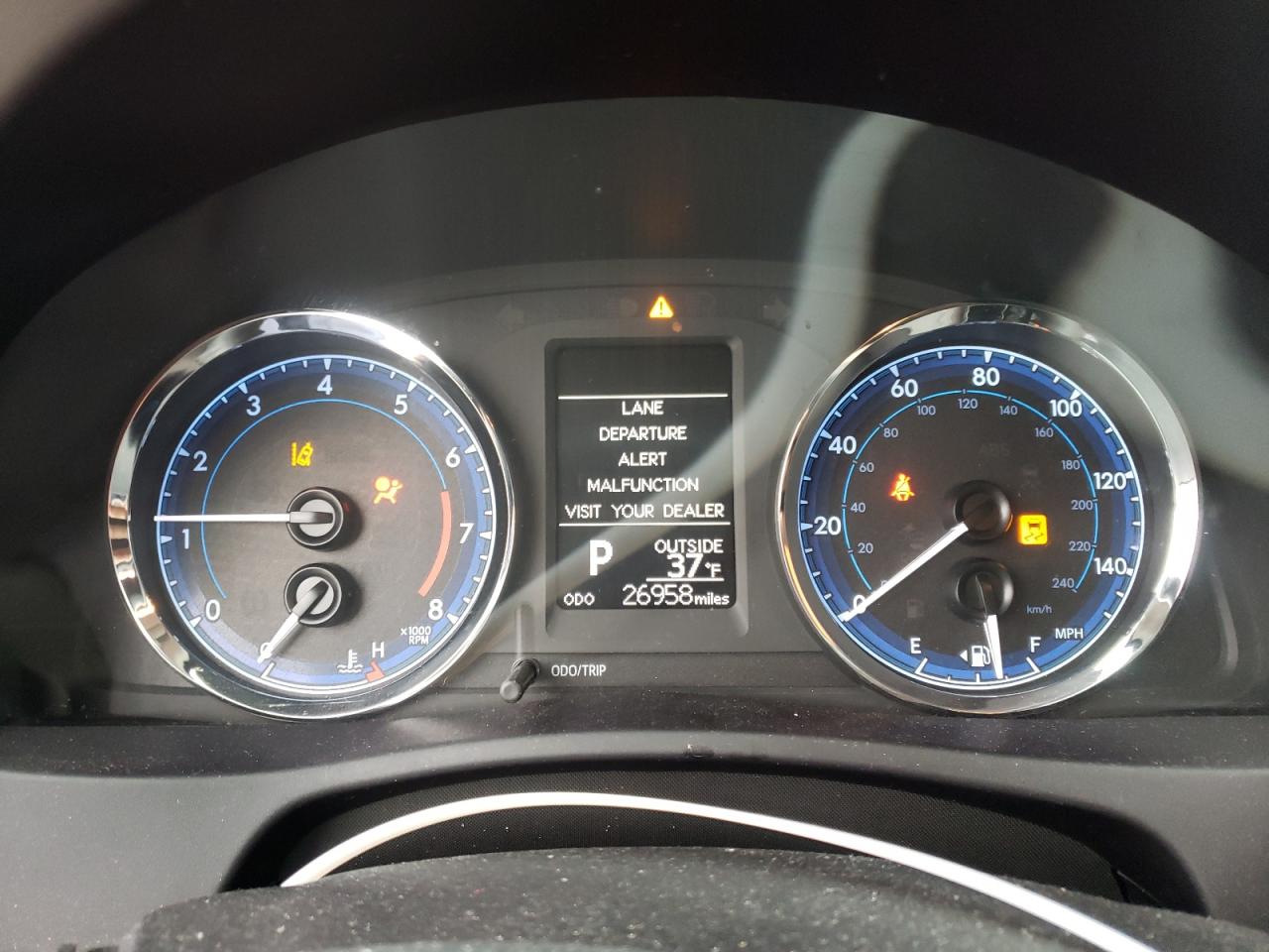 Photo 8 from auction – 2019 TOYOTA COROLLA L with VIN 5YFBURHE4KP865564
