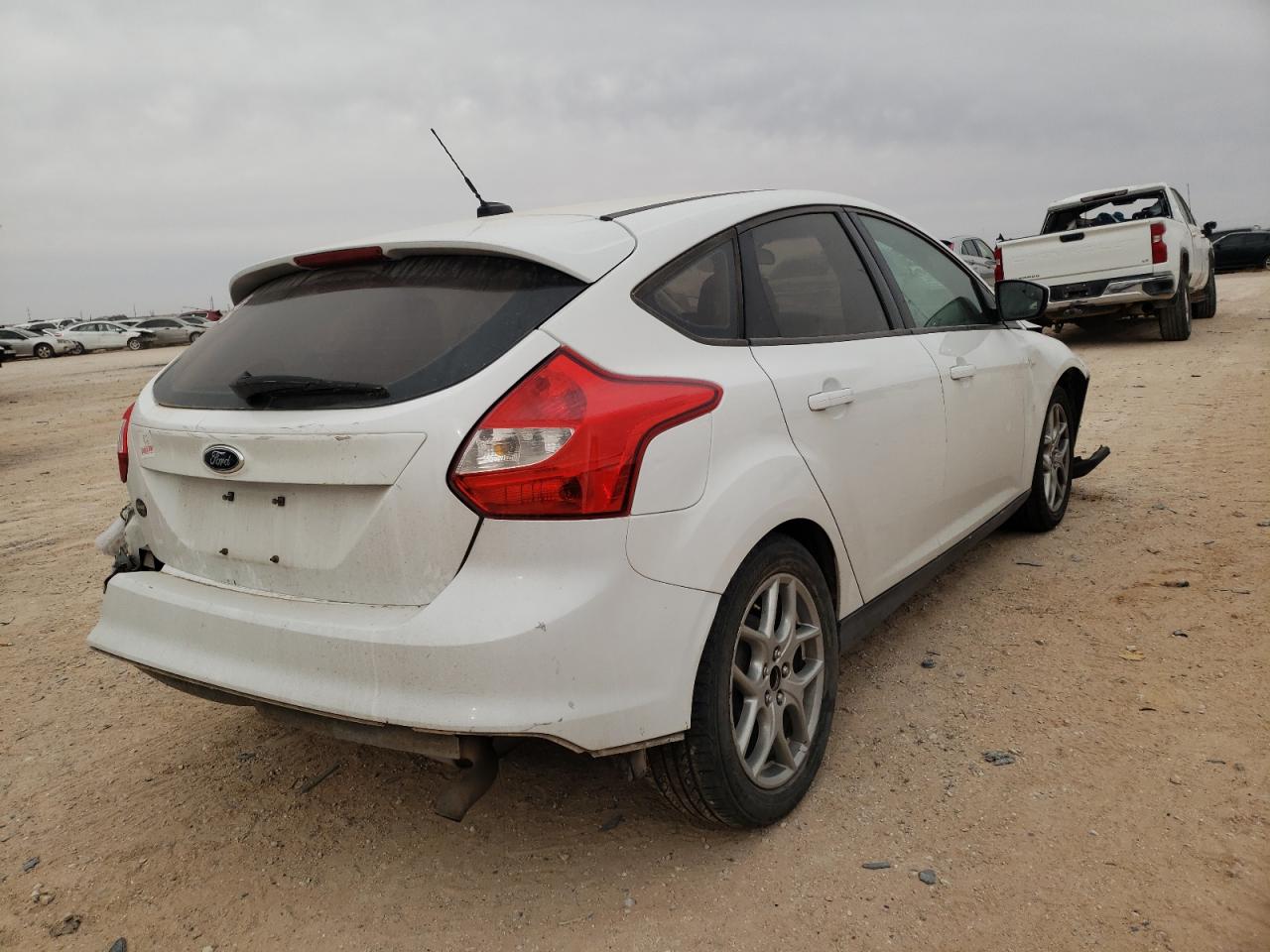 Photo 4 from auction – 2012 FORD FOCUS SE with VIN 1FAHP3K23CL415207
