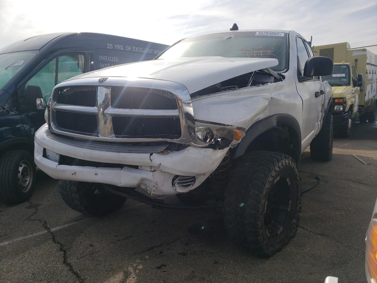 Photo 2 from auction – 2004 DODGE RAM 2500 S with VIN 1D7KU28D54J165483