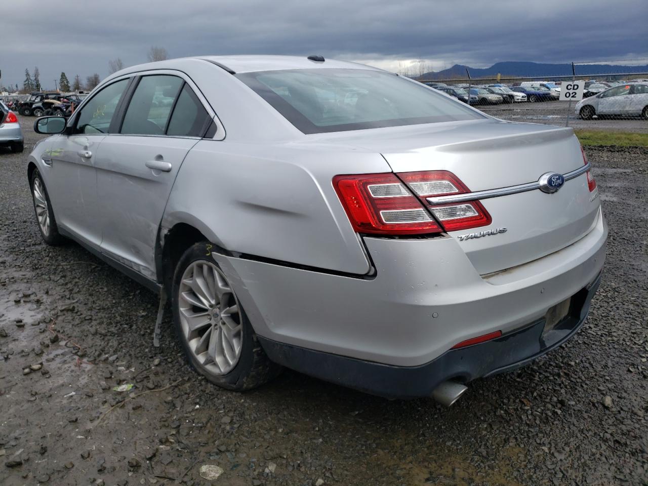 Photo 3 from auction – 2015 FORD TAURUS LIM with VIN 1FAHP2F84FG171167