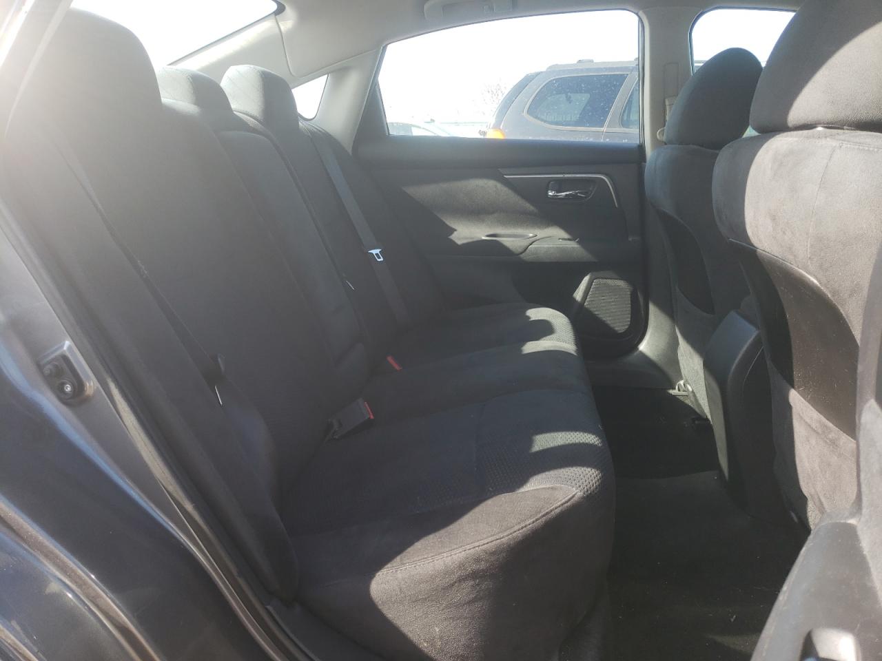 Photo 6 from auction – 2015 NISSAN ALTIMA 2.5 with VIN 1N4AL3AP4FN309240