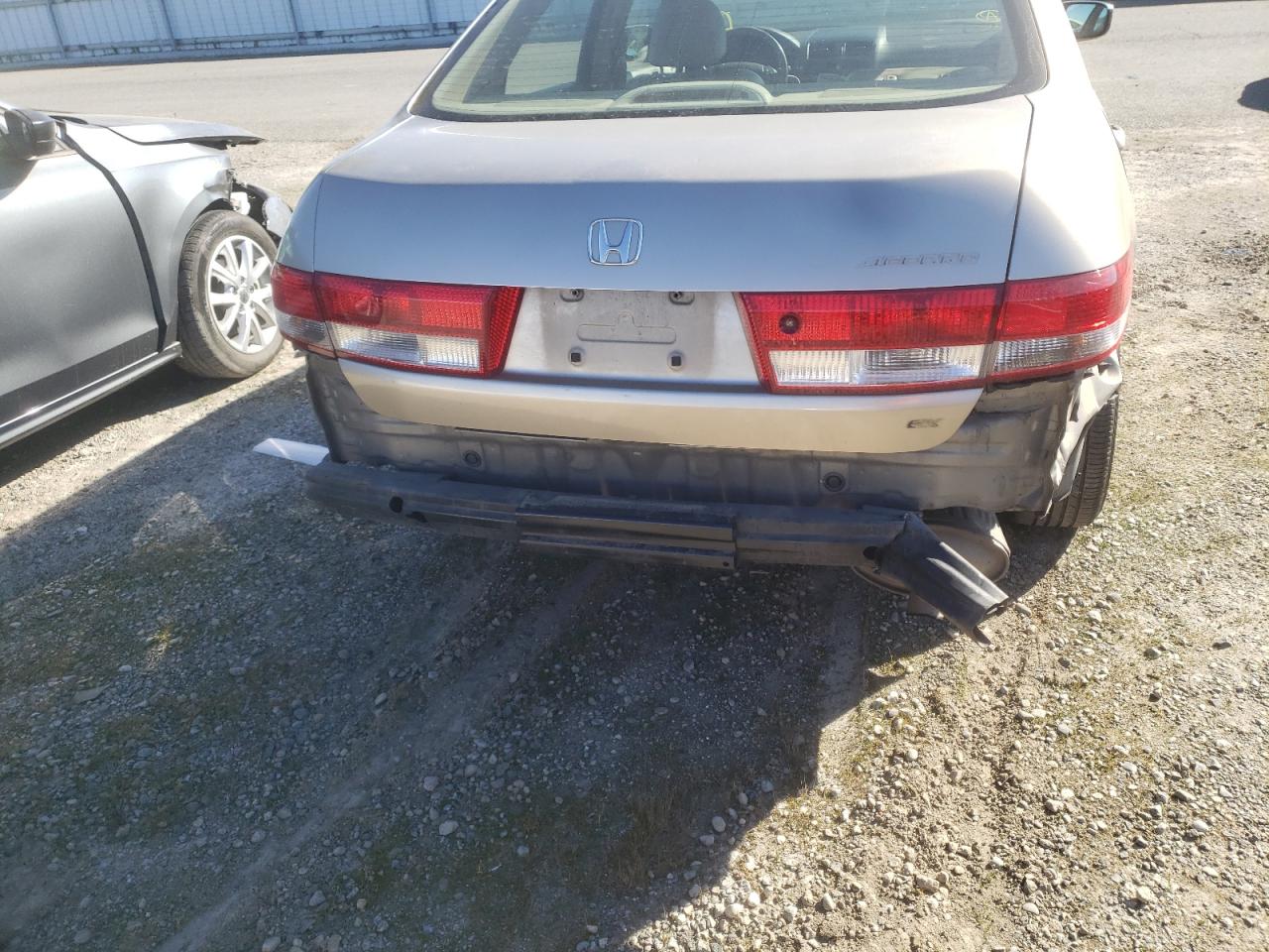 Photo 9 from auction – 2003 HONDA ACCORD EX with VIN JHMCM56653C087826