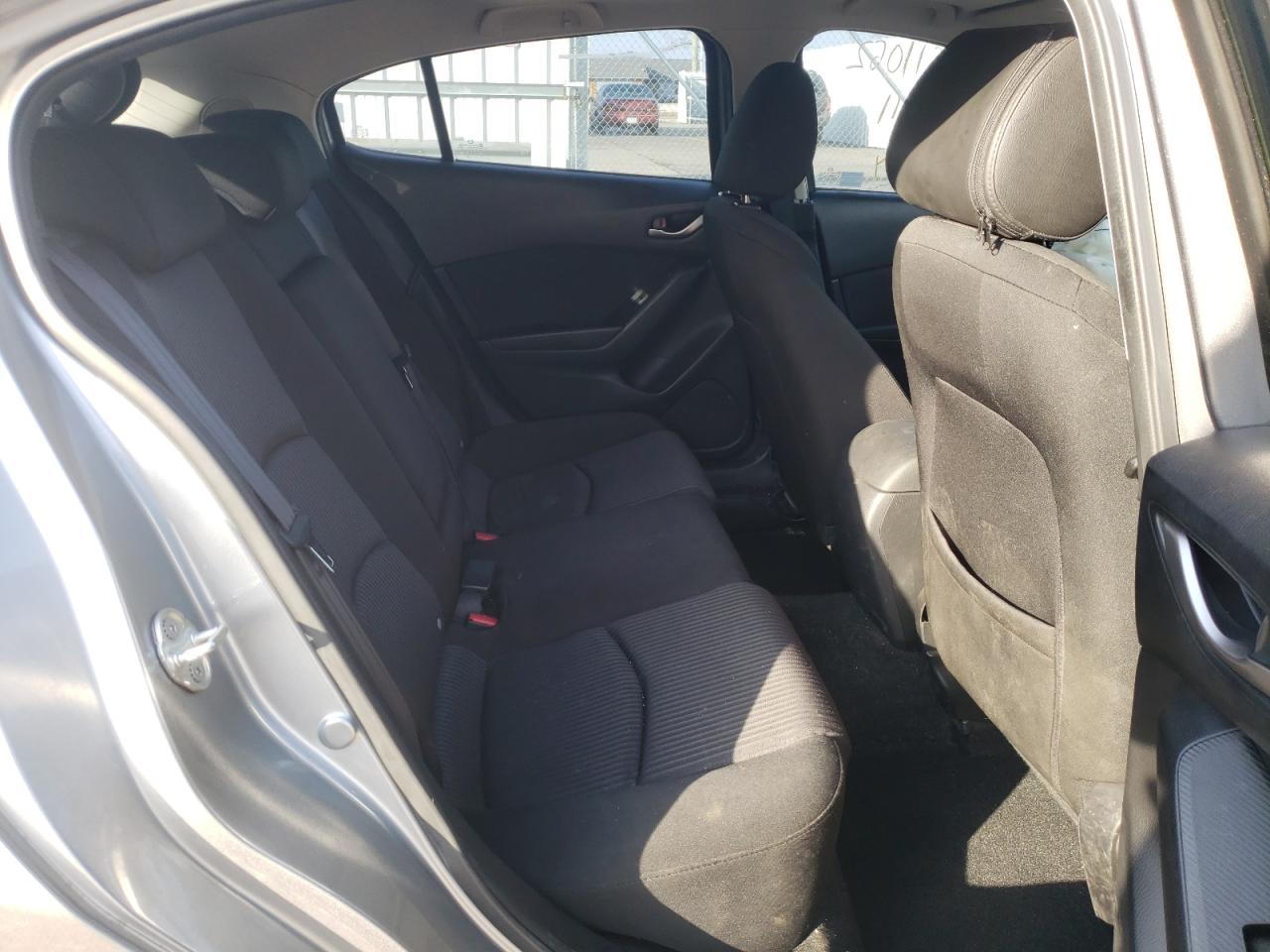 Photo 6 from auction – 2016 MAZDA 3 TOURING with VIN JM1BM1M71G1326419