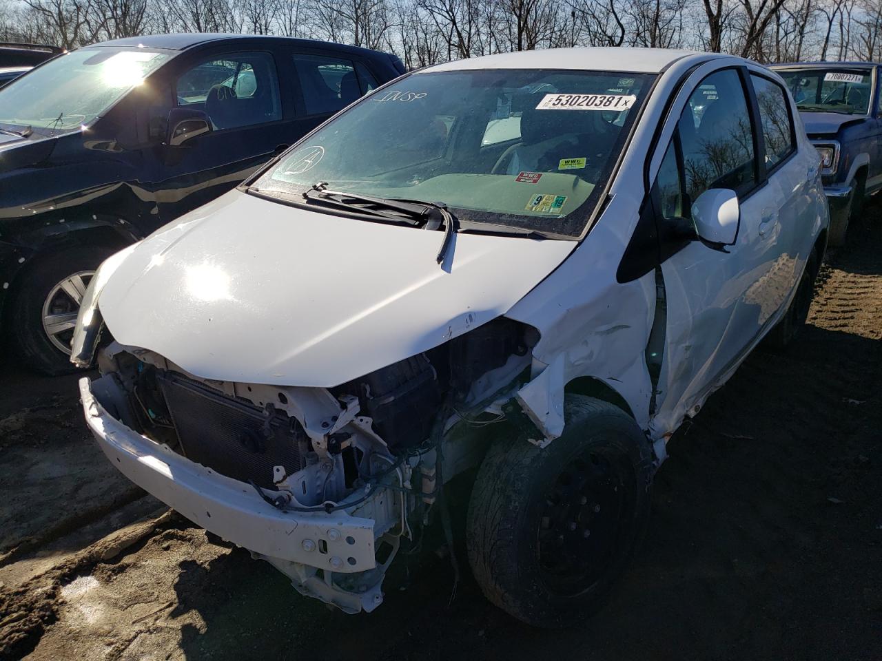 Photo 2 from auction – 2015 TOYOTA YARIS with VIN VNKKTUD38FA046553