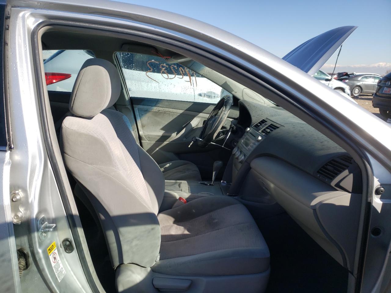 Photo 5 from auction – 2011 TOYOTA CAMRY BASE with VIN 4T1BF3EK7BU620130