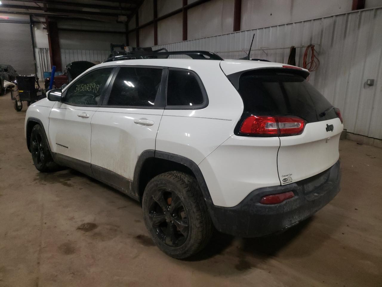 Photo 3 from auction – 2016 JEEP CHEROKEE L with VIN 1C4PJLCB5GW238069