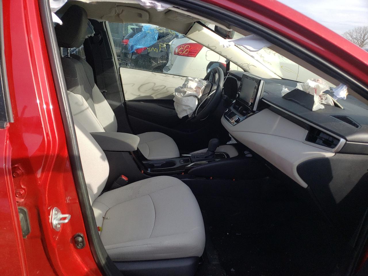 Photo 5 from auction – 2020 TOYOTA COROLLA LE with VIN JTDEBRBE0LJ019322