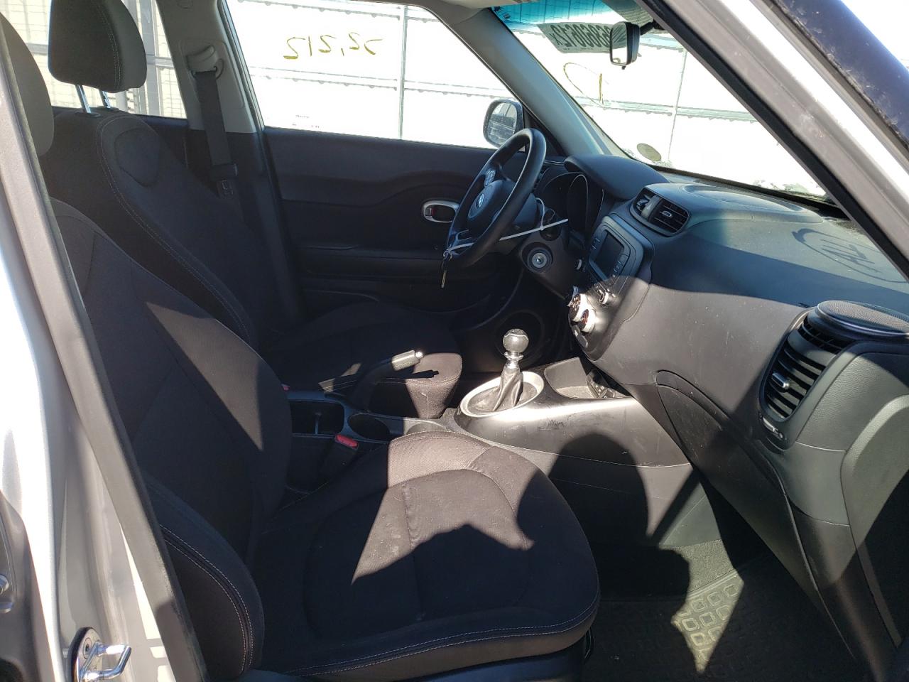 Photo 5 from auction – 2017 KIA SOUL with VIN KNDJN2A29H7492810