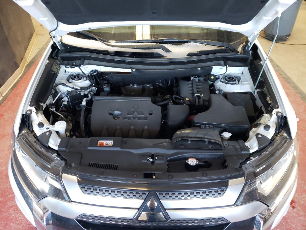 Photo 7 from auction – 2019 MITSUBISHI OUTLANDER with VIN JA4AZ3A39KZ012130