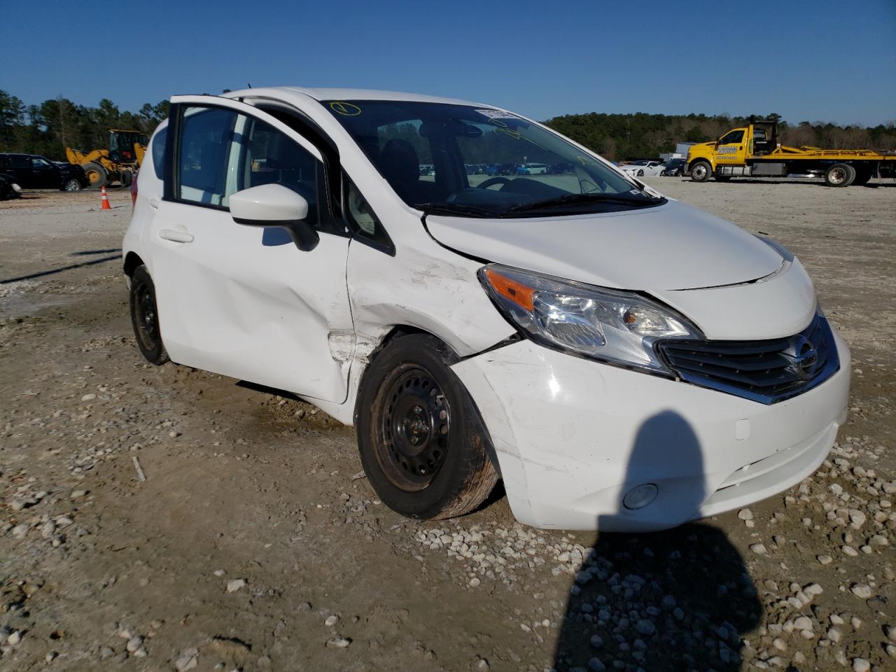 NISSAN VERSA NOTE 2016 with VIN 3N1CE2CP5GL360559 - Photo from auction