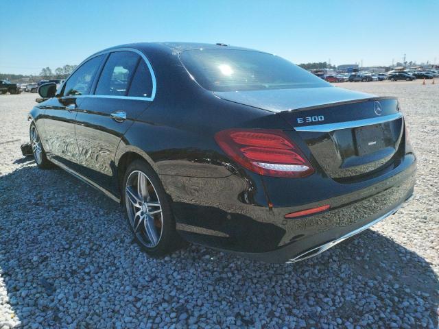 Photo 3 from auction – 2017 MERCEDES-BENZ E 300 with VIN WDDZF4JBXHA035377
