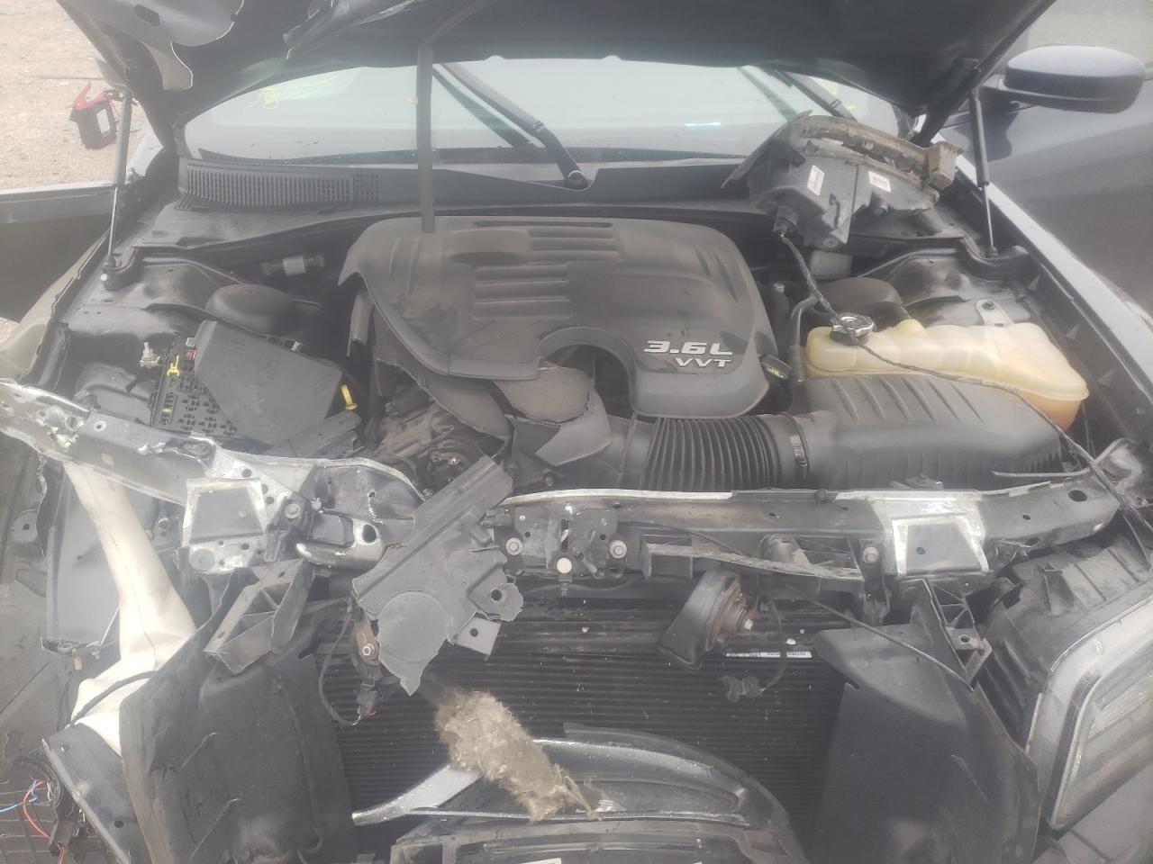 Photo 7 from auction – 2019 CHRYSLER 300 S with VIN 2C3CCABG5KH515843