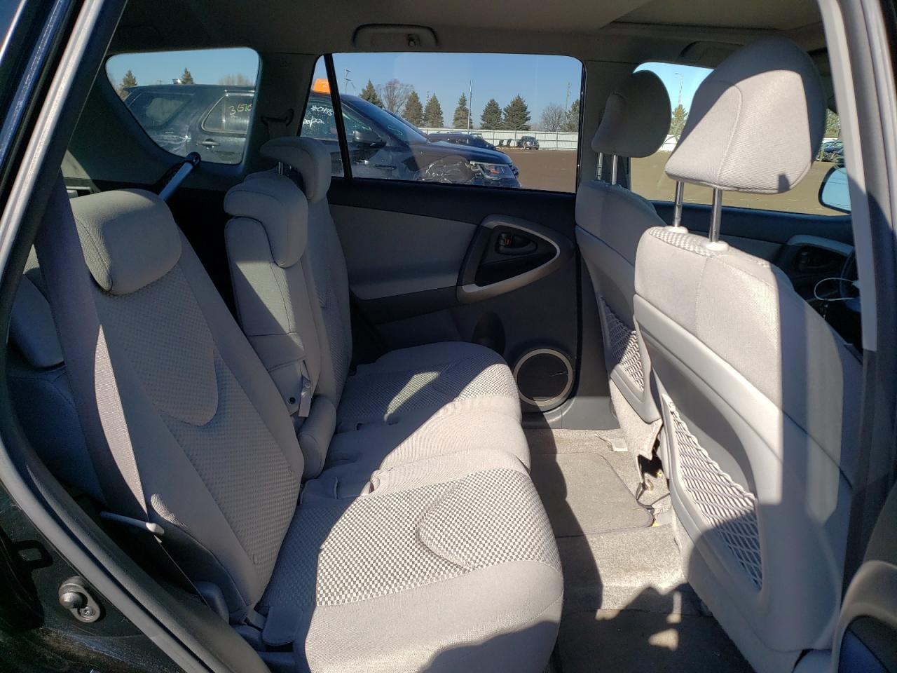 Photo 6 from auction – 2008 TOYOTA RAV4 LIMIT with VIN JTMZD31V185116037
