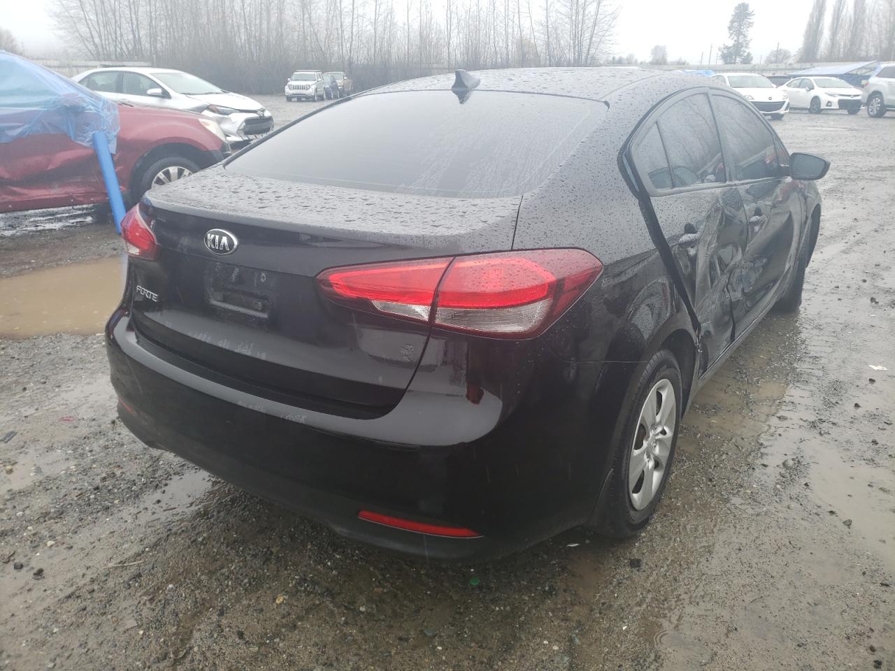 Photo 4 from auction – 2017 KIA FORTE LX with VIN 3KPFK4A78HE086166