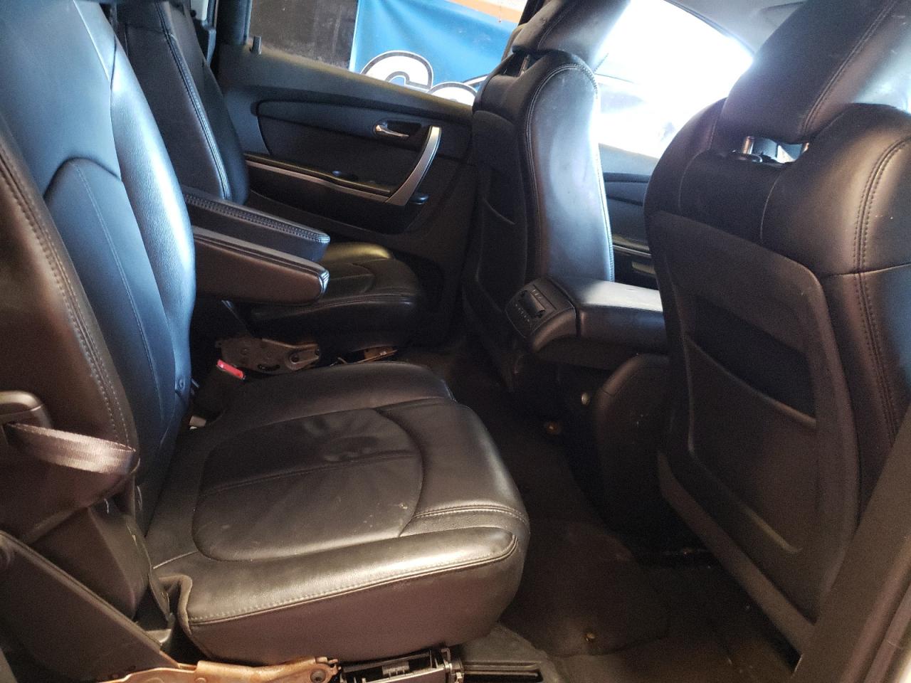 Photo 6 from auction – 2011 GMC ACADIA SLT with VIN 1GKKVRED5BJ271731